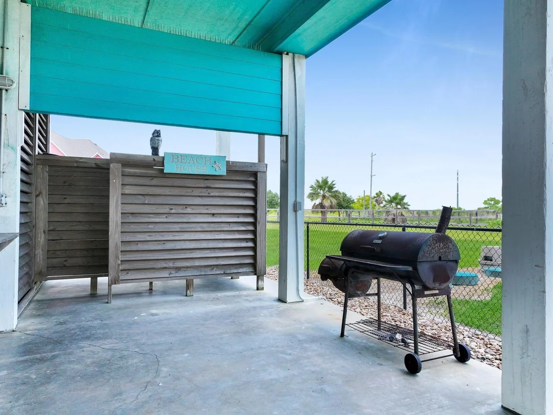Photo of 962 Surfside Drive