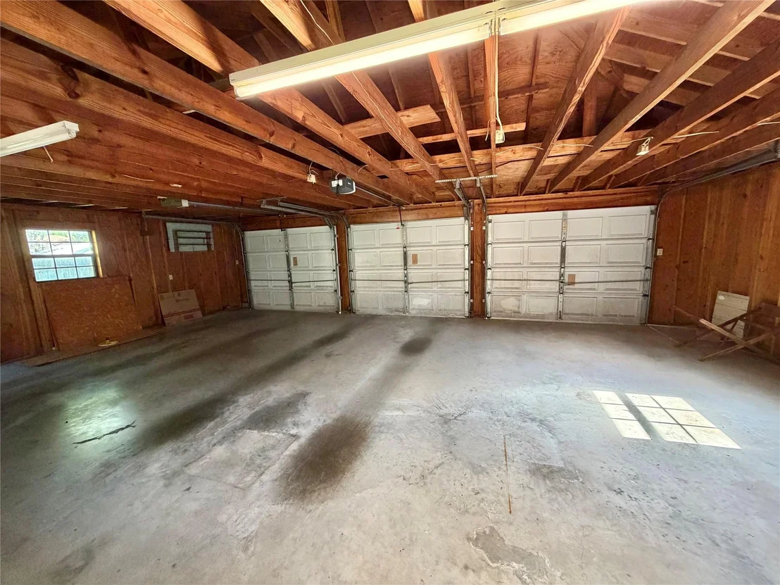 Photo of 3 S Erik Drive