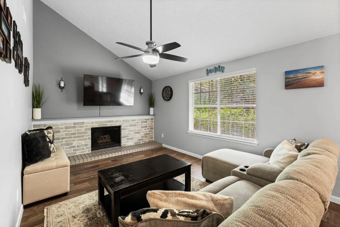 Photo of 94 Rockridge Drive
