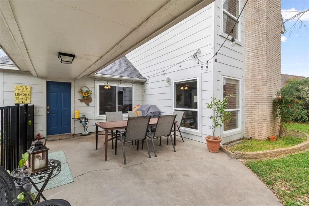 Photo of 1123 Flagmore Drive