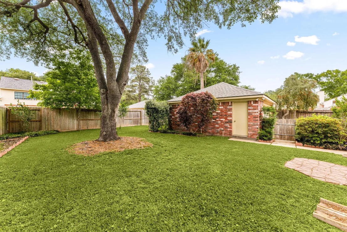 Photo of 23010 Lanham Drive