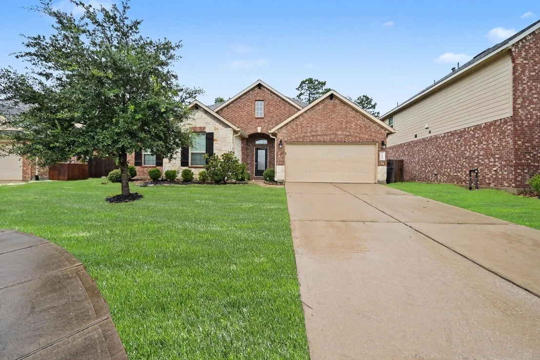 Photo of 24554 Grayson Falls Lane