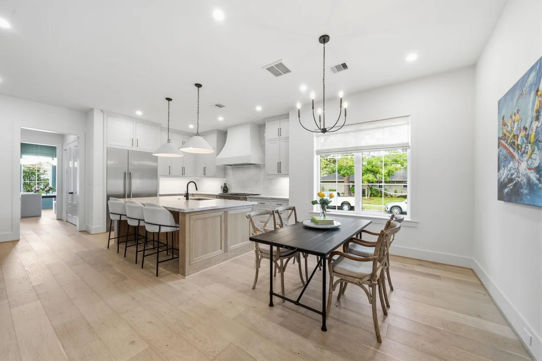 Photo of 1030 Chamboard Lane