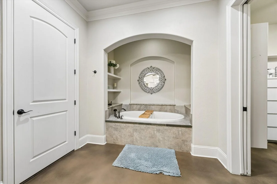 Photo of 28203 Meadow Forest