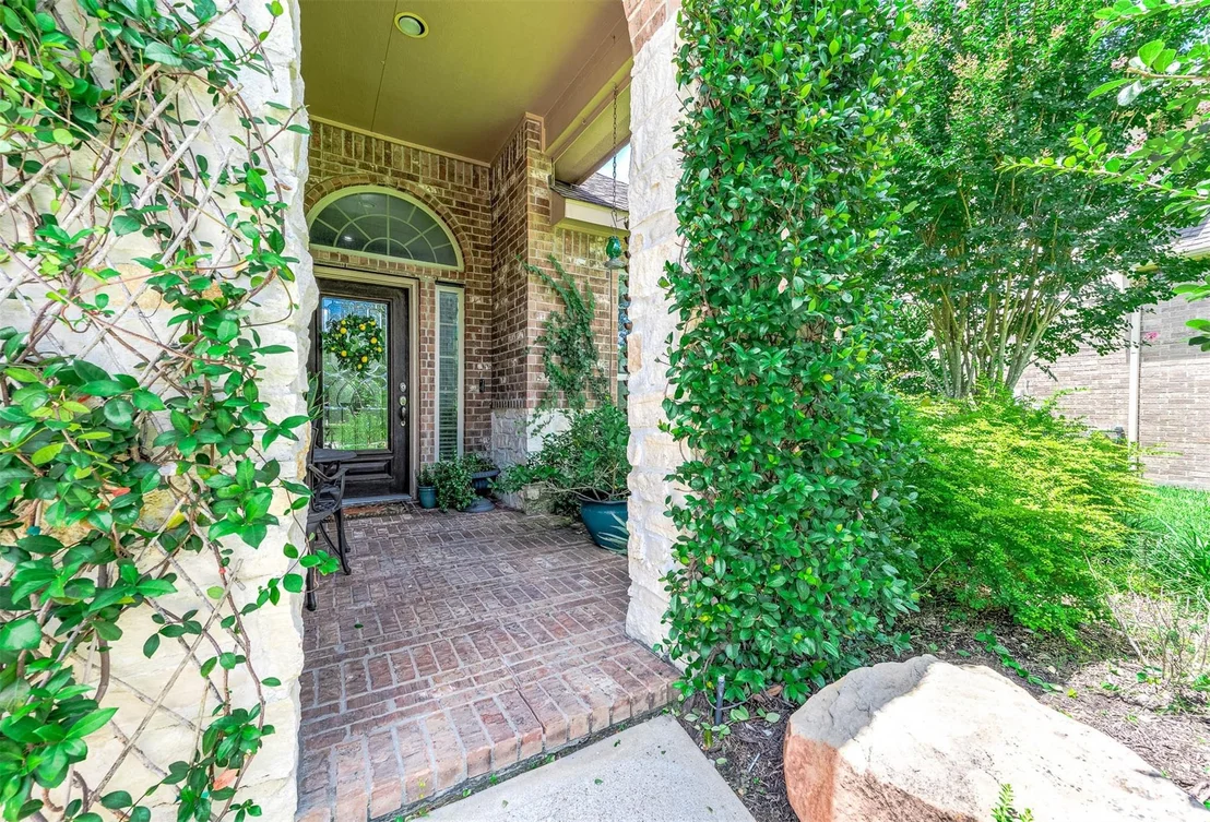 Photo of 35 S Greenprint Circle