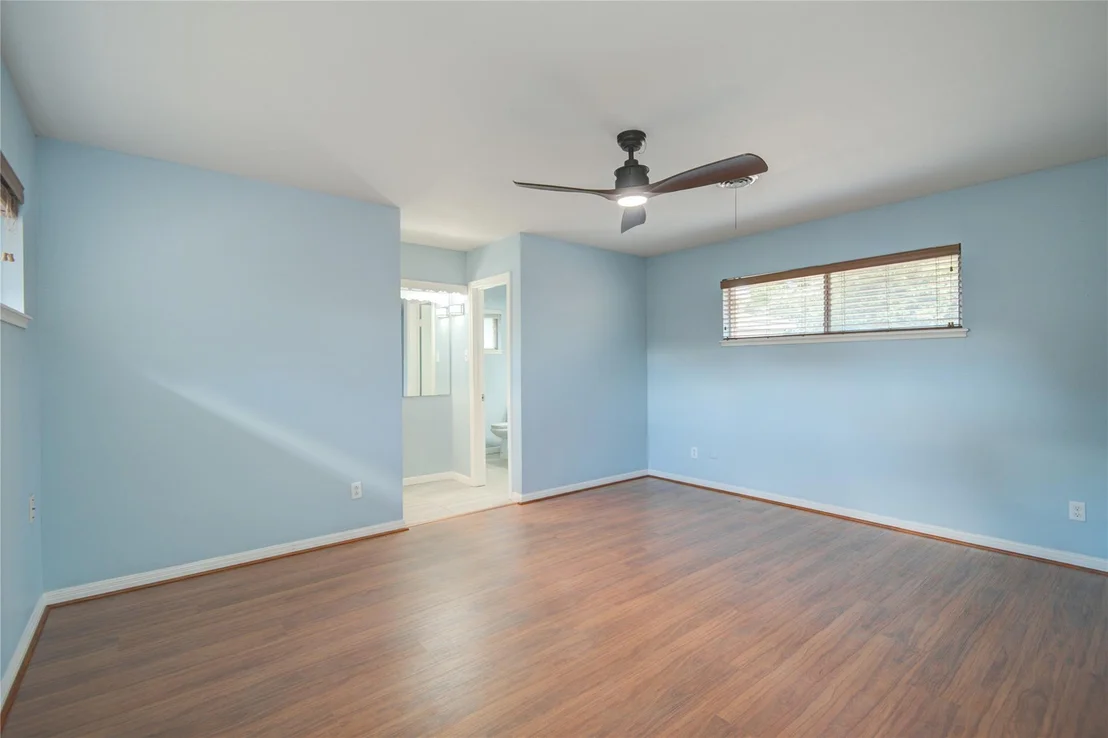 Photo of 5518 Dumfries Drive