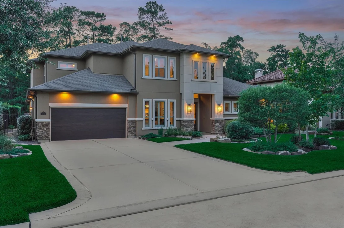 Photo of 35 Pondera Point Drive