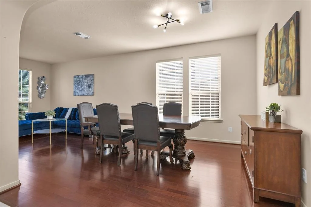 Photo of 2911 E Lake Falls Circle