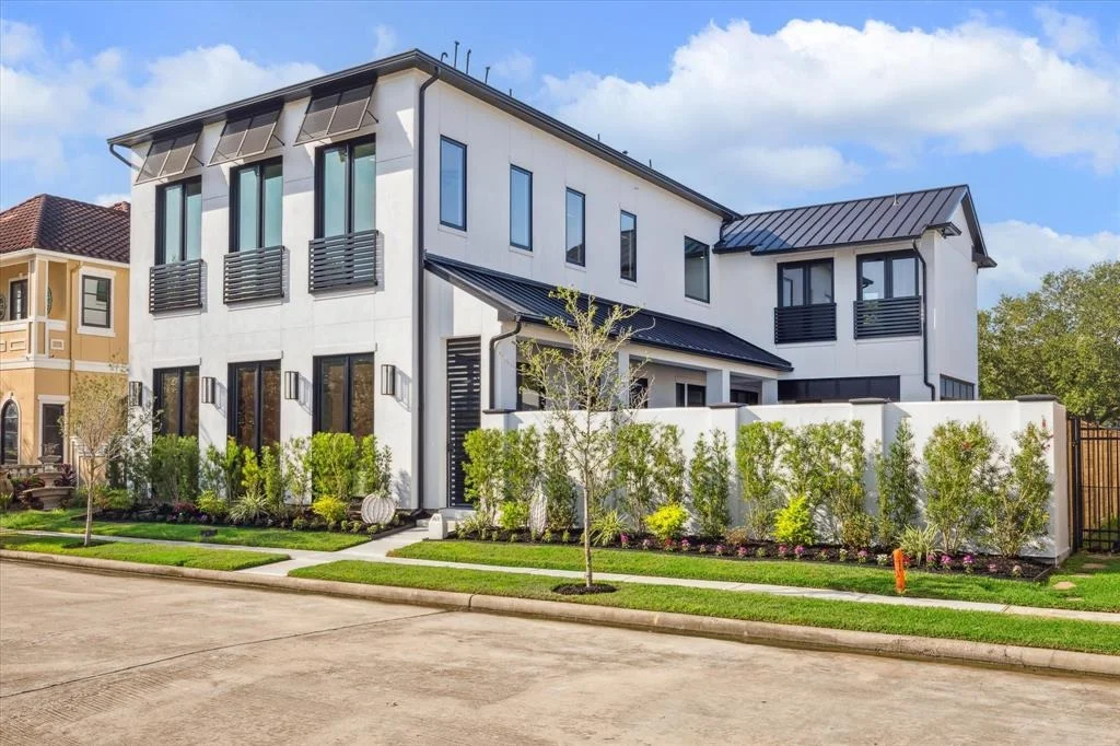 Photo of 601 Harborside Way