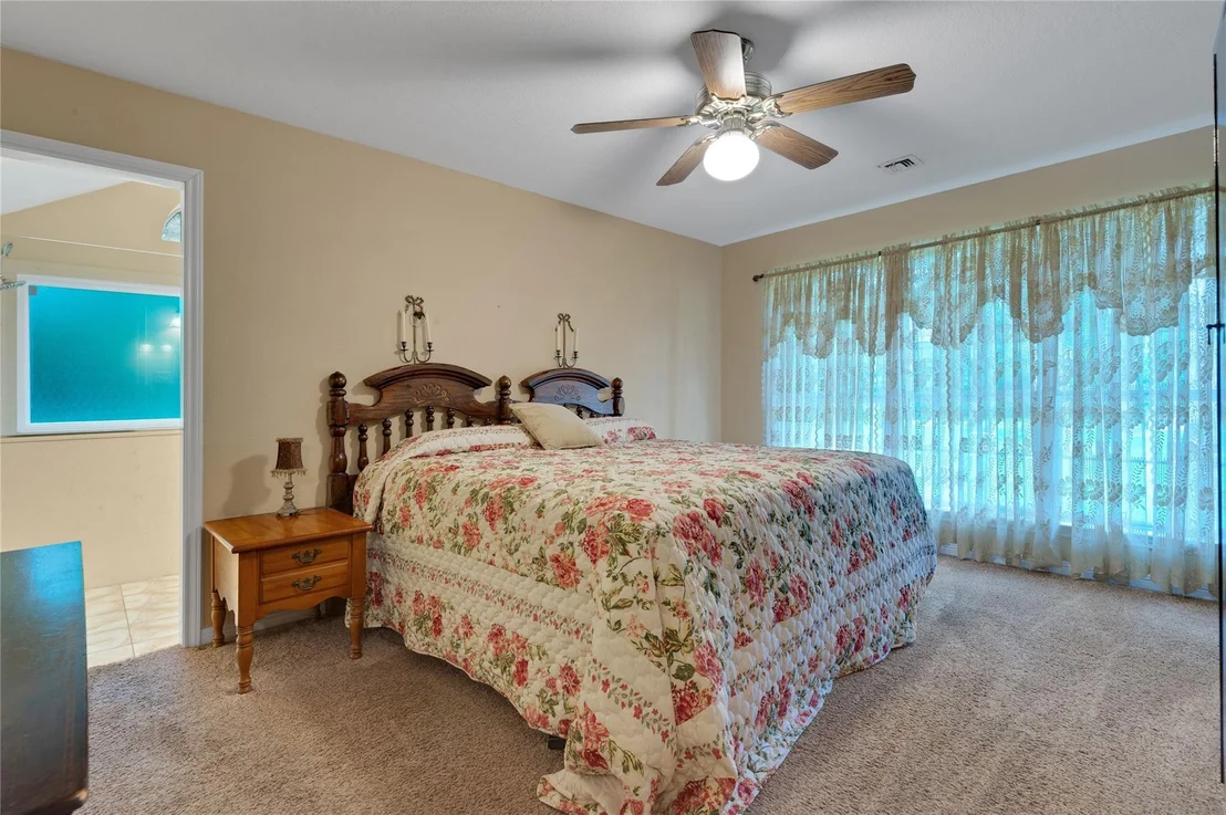 Photo of 27047 Holly Drive