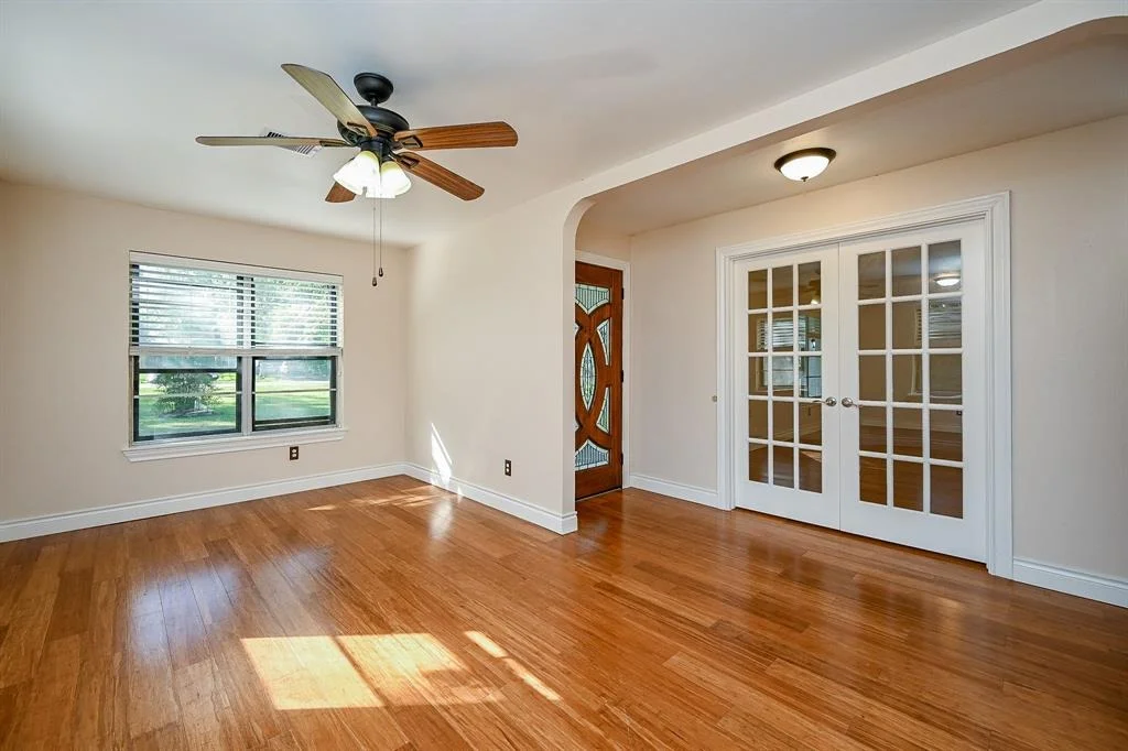 Photo of 5403 Rose Lane