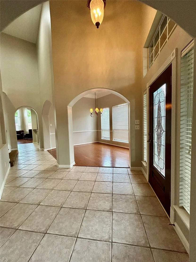 Photo of 15802 Deerpath Court