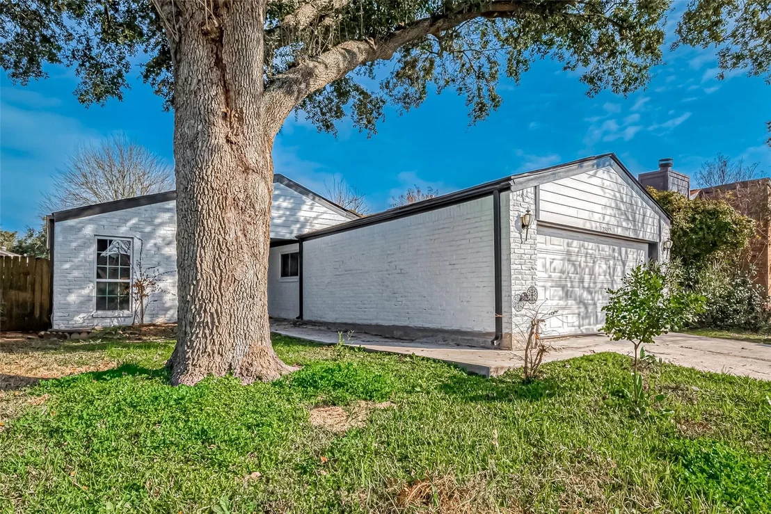 Photo of 12802 Sunset Dune Drive