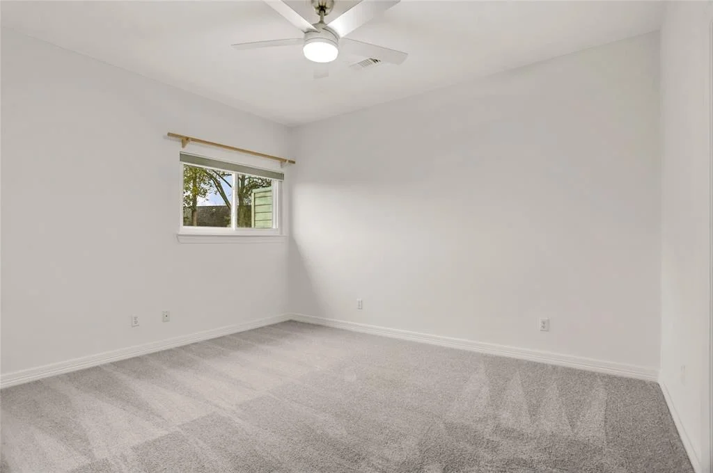 Photo of 7685 Ameswood Road