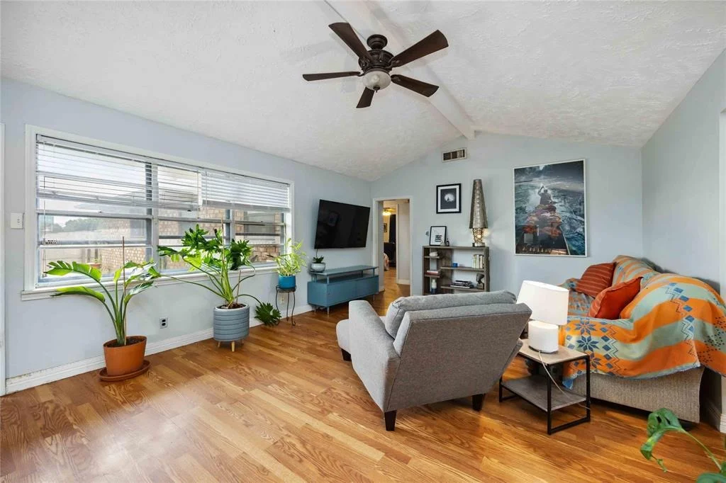 Photo of 6107 Brown Bark Drive