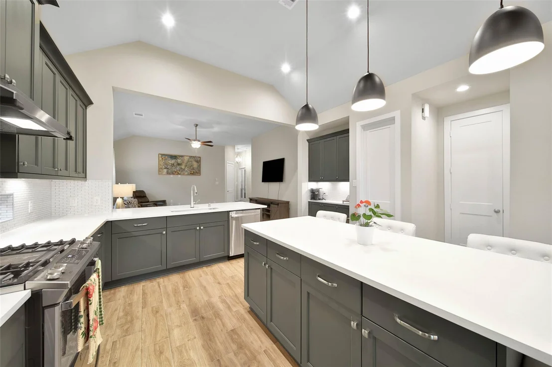Photo of 10235 Bayou Oaks Drive