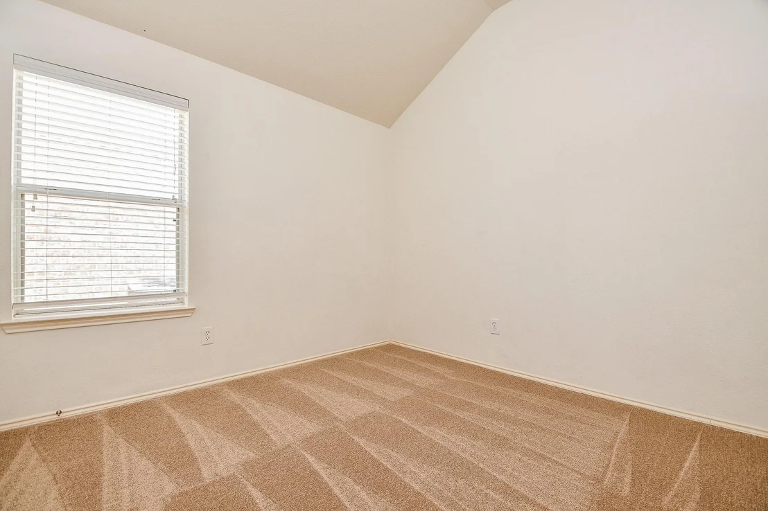 Photo of 24515 Colonial Birch Lane