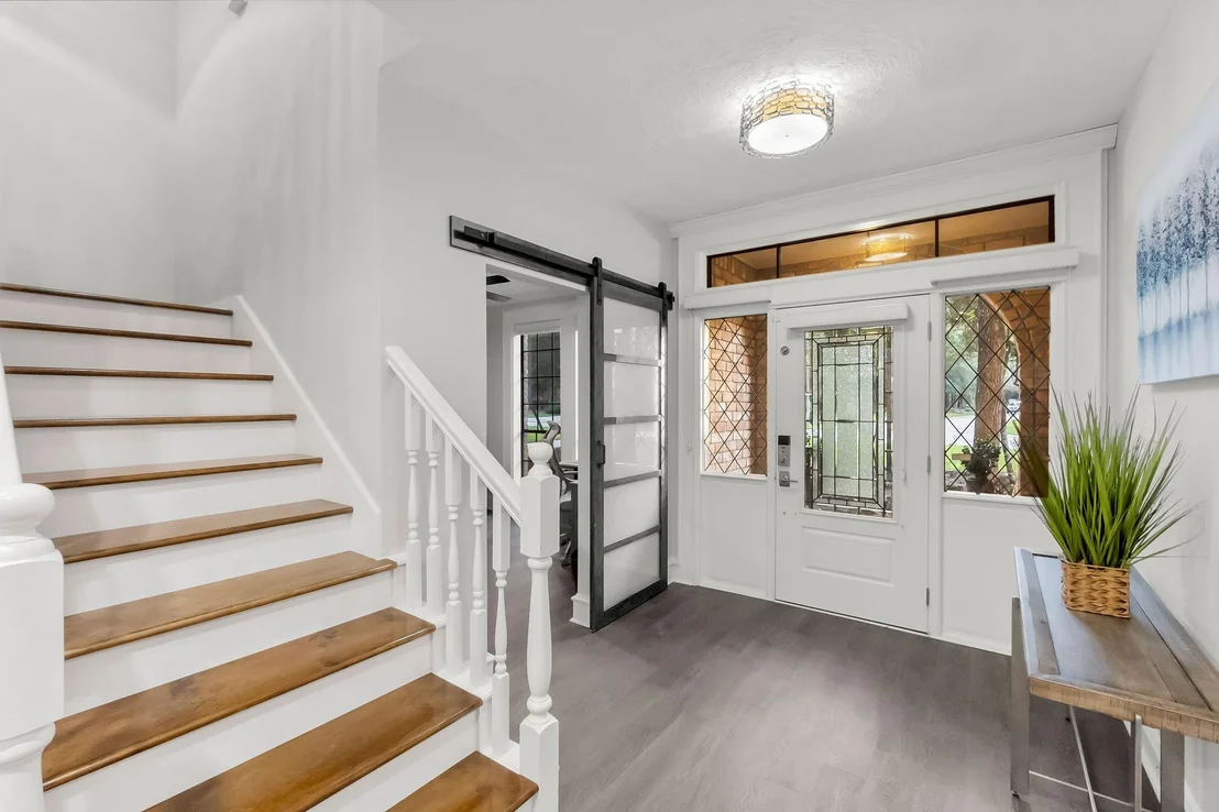 Photo of 122 E Placid Hill Circle