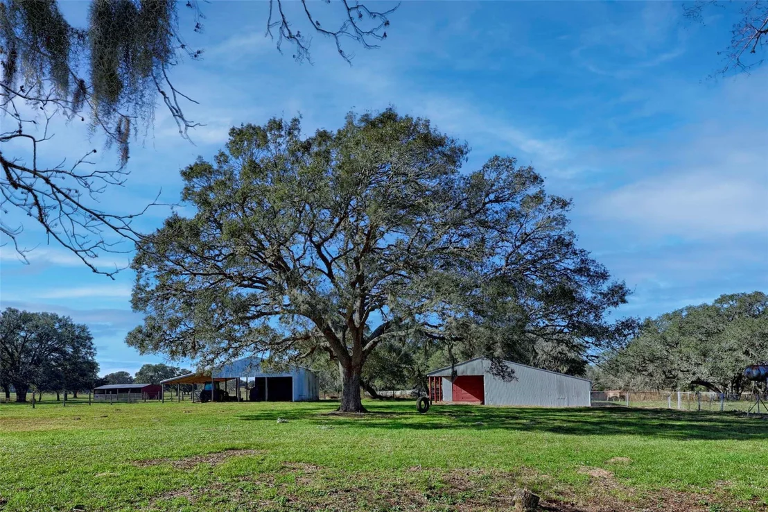 Photo of 1168 County Road 450