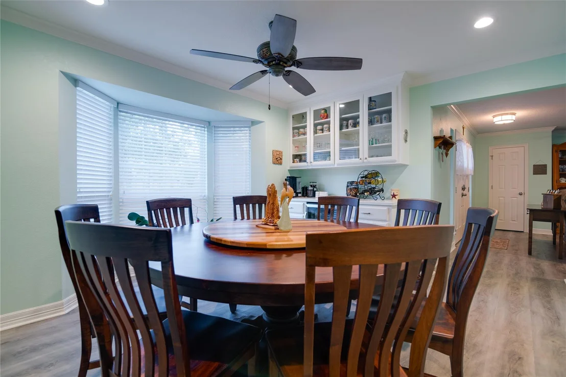 Photo of 1202 Sunset Drive