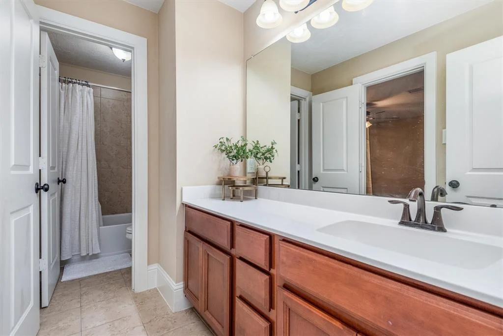 Photo of 1211 Matthew Hills Lane