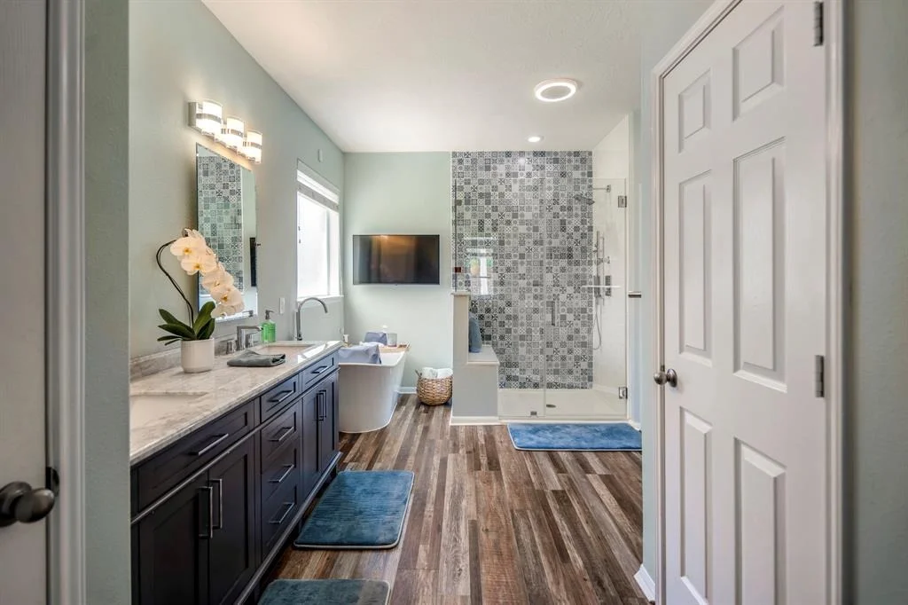 Photo of 9227 Forest Creek Drive
