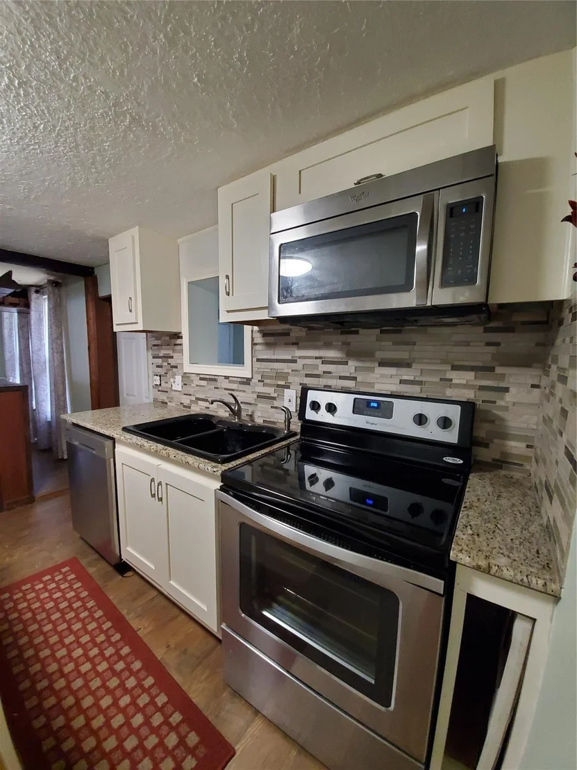 Photo of 17530 Sun Perch Road