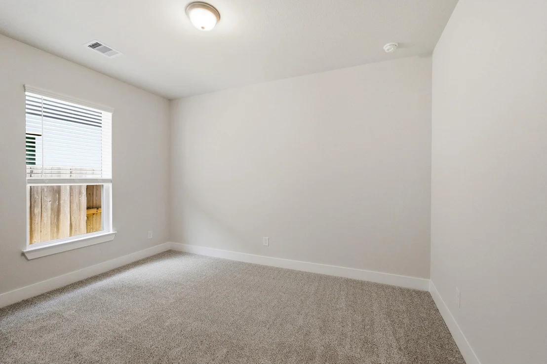 Photo of 826 White Pine Haven Ln