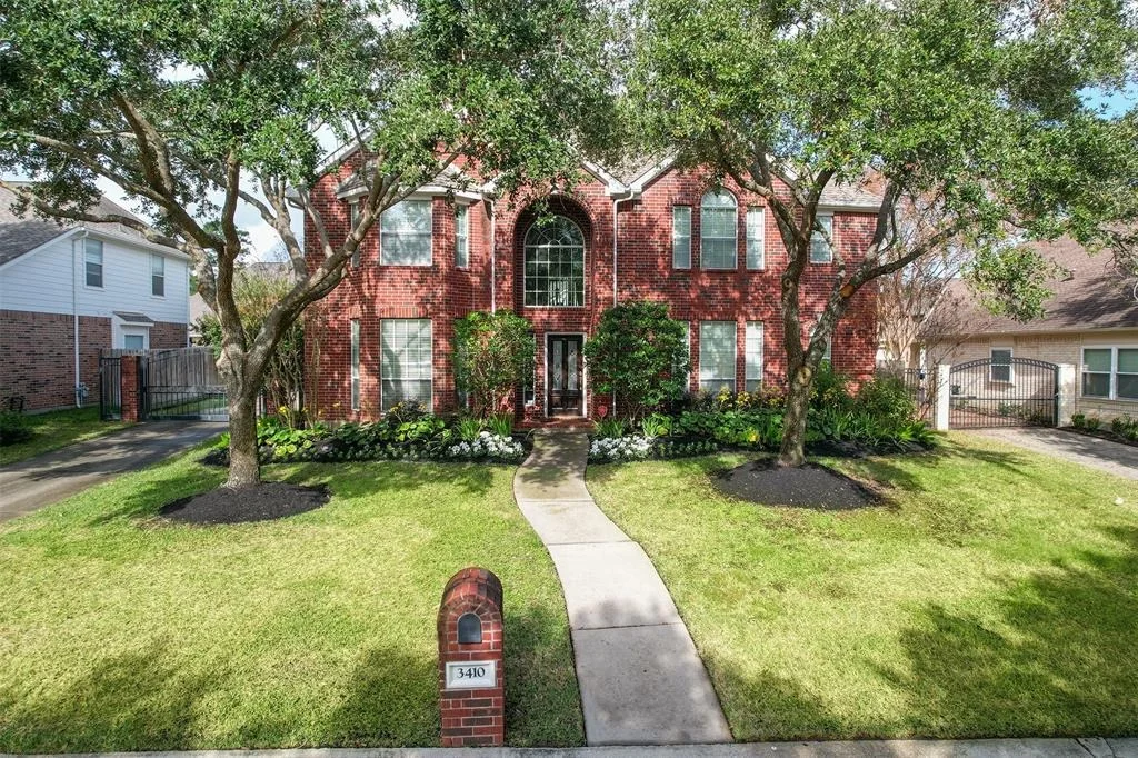Photo of 3410 Shumard Court