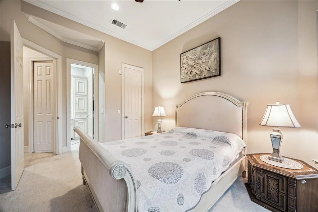 Photo of 22 Snow Pond Place