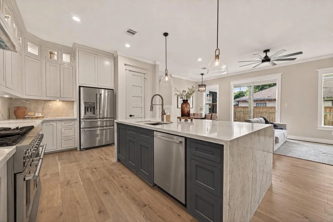 Photo of 301 Vincent Street