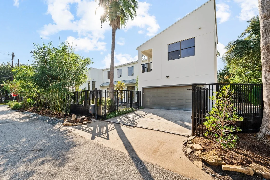 Photo of 235 Malone Street