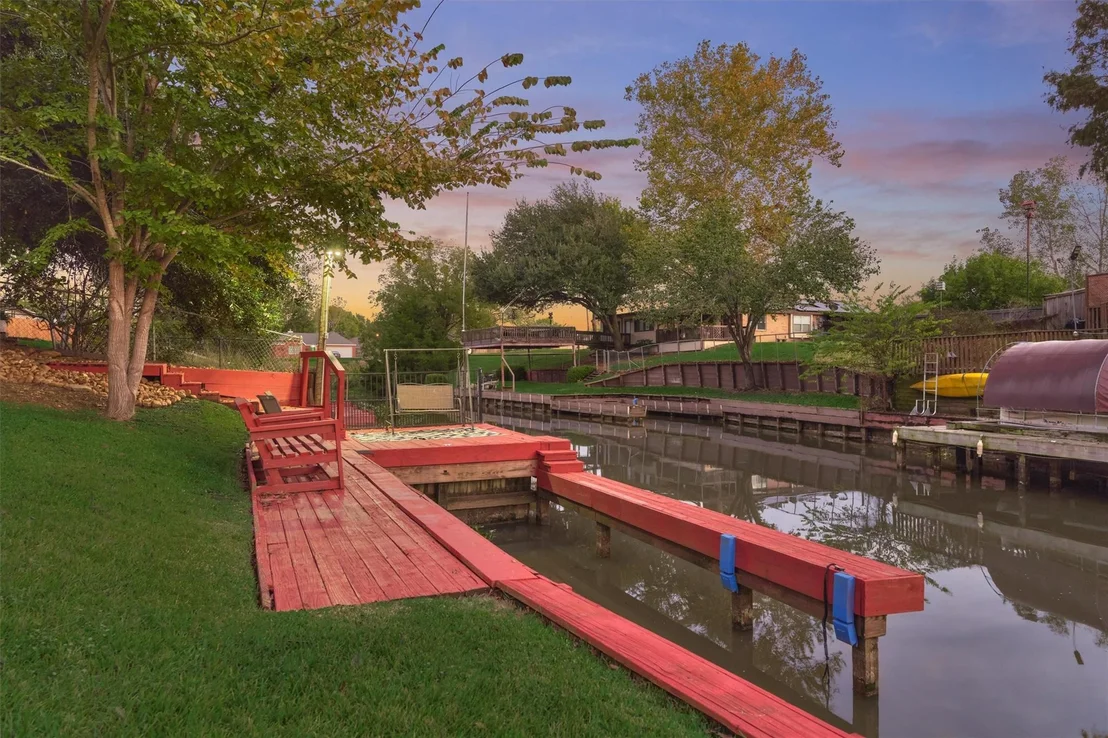 Photo of 13185 Bluff View Drive