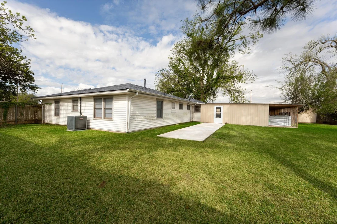 Photo of 1327 Hodges Lane