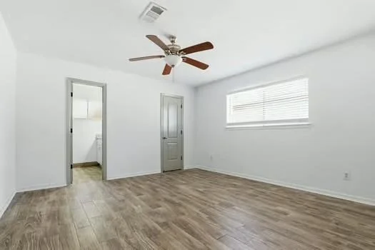 Photo of 703 Reseda Drive