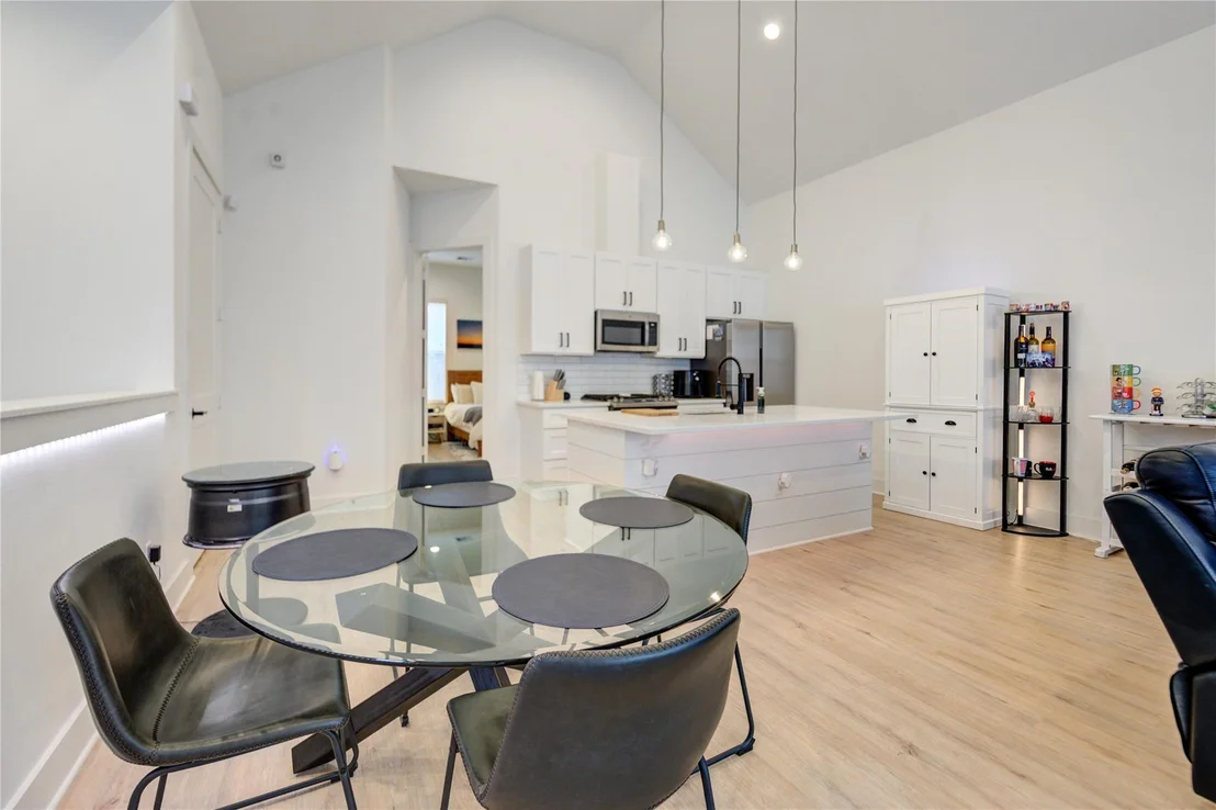 Photo of 2534 Terry Street