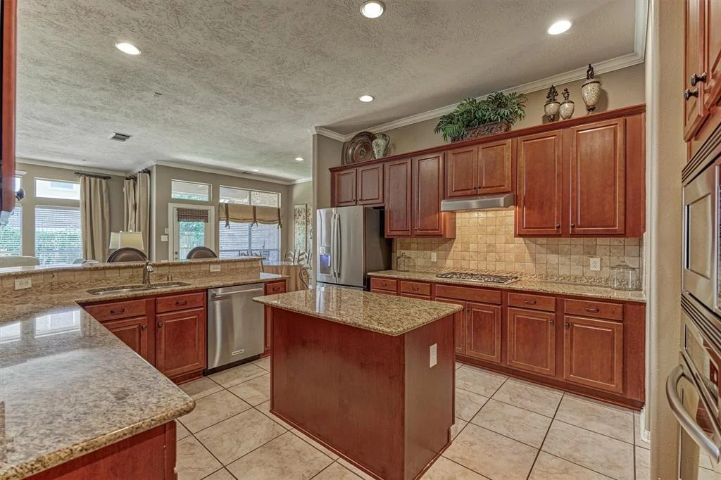 Photo of 25719 Northcrest Drive