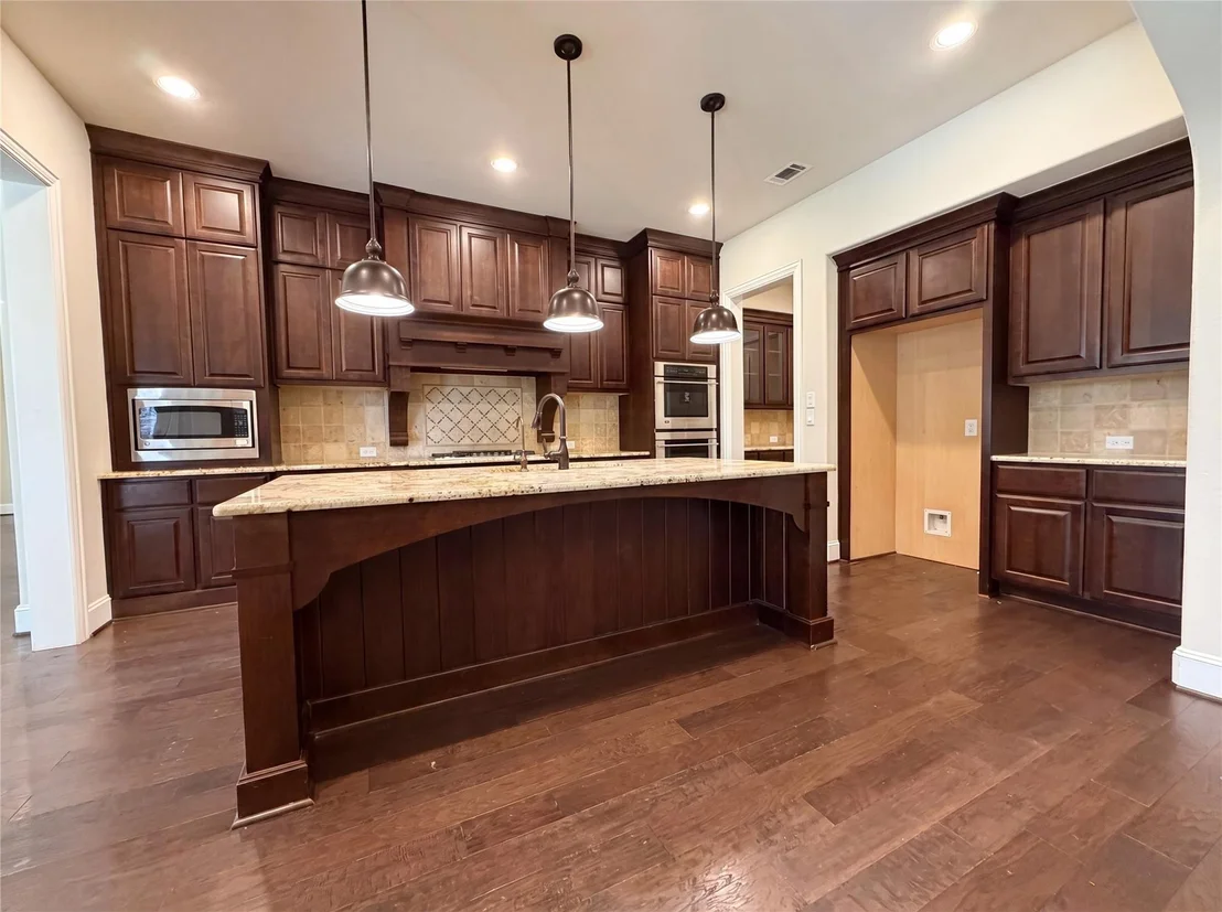 Photo of 27911 Warren Park Drive