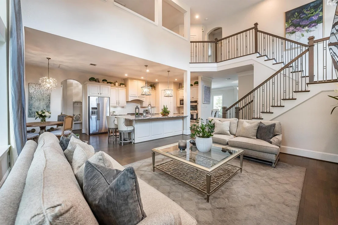 Photo of 43 W Sawyer Ridge Drive
