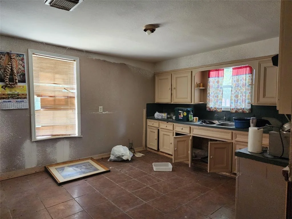 Photo of 5910 Allison Road