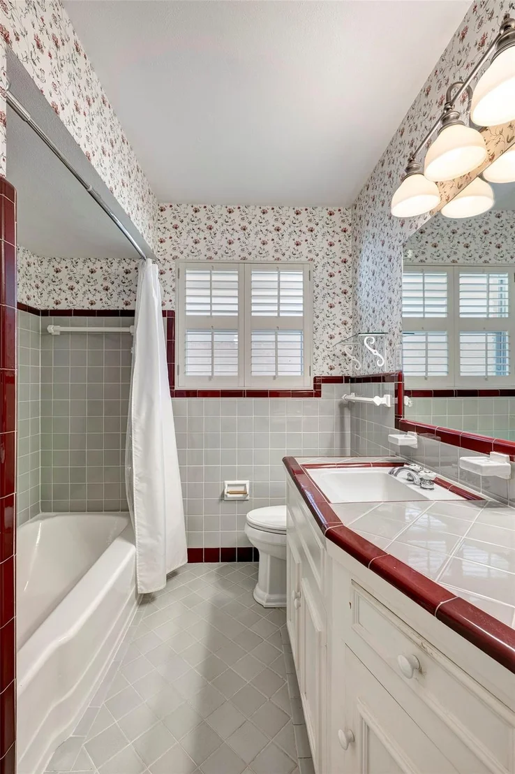 Photo of 6215 Waltway Drive