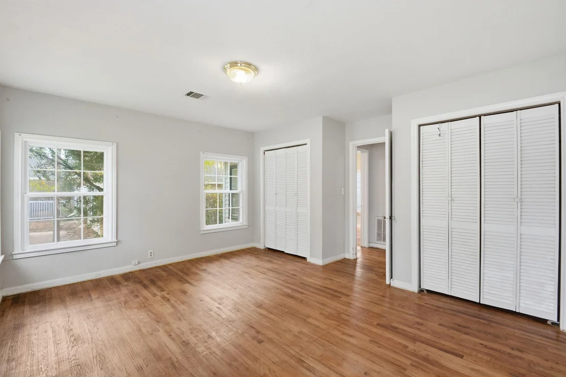 Photo of 304 Baker Drive