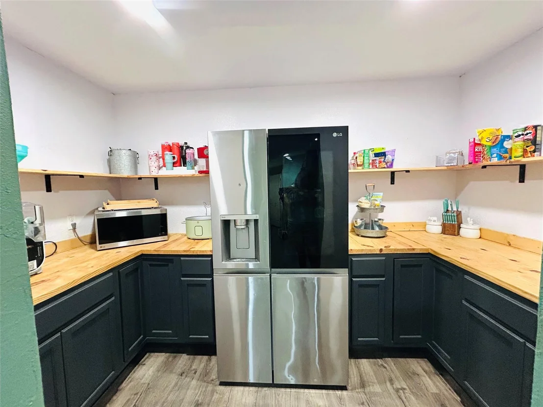 Photo of 7771 County Road 400