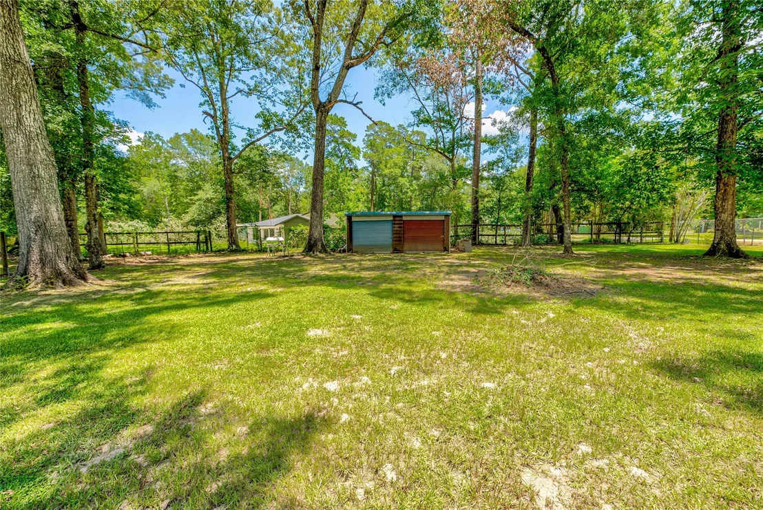 Photo of 445 County Road 3183 Road