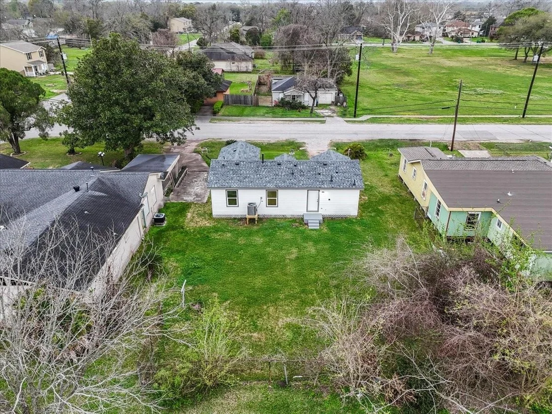 Photo of 123 Lake Road