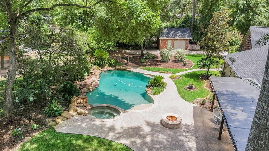 Photo of 8702 Holly Hills Drive