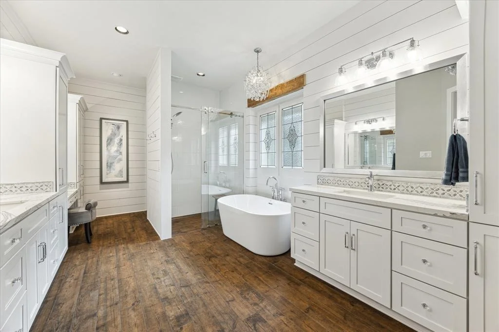 Photo of 6815 American Elm Lane