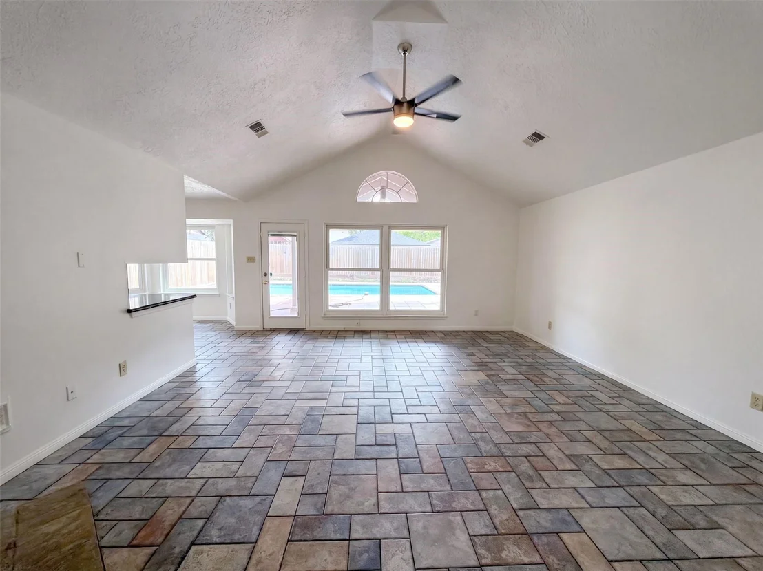 Photo of 1115 Long Prairie Drive