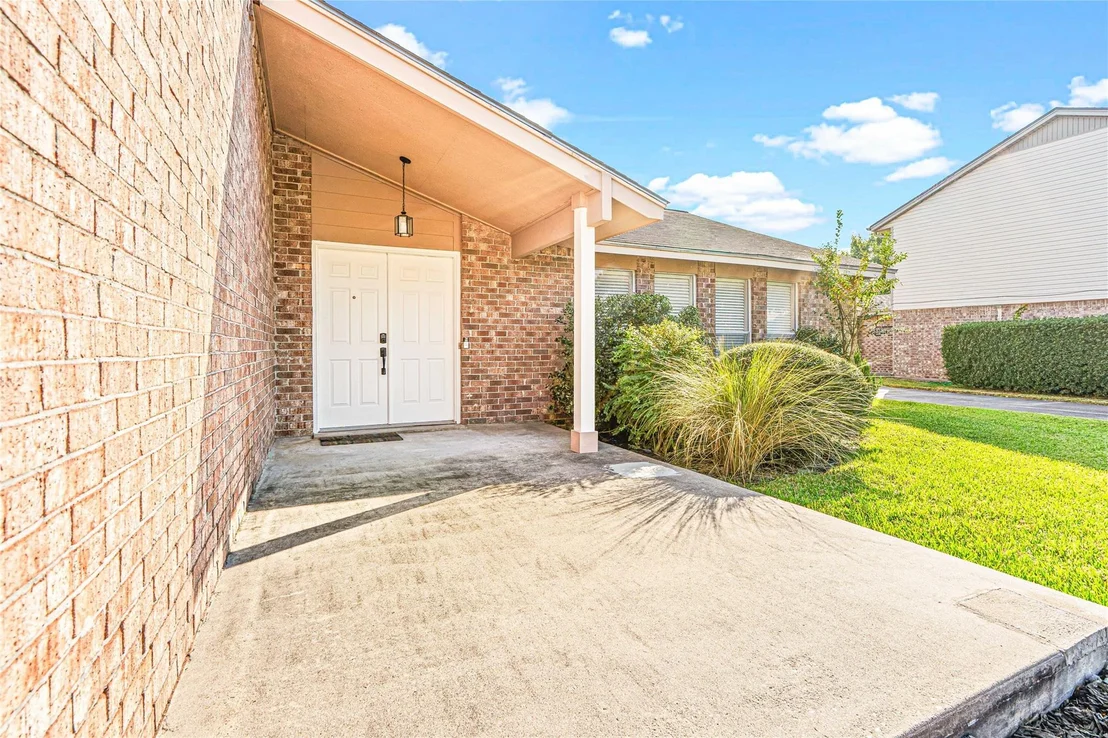 Photo of 21319 Park Bend Drive