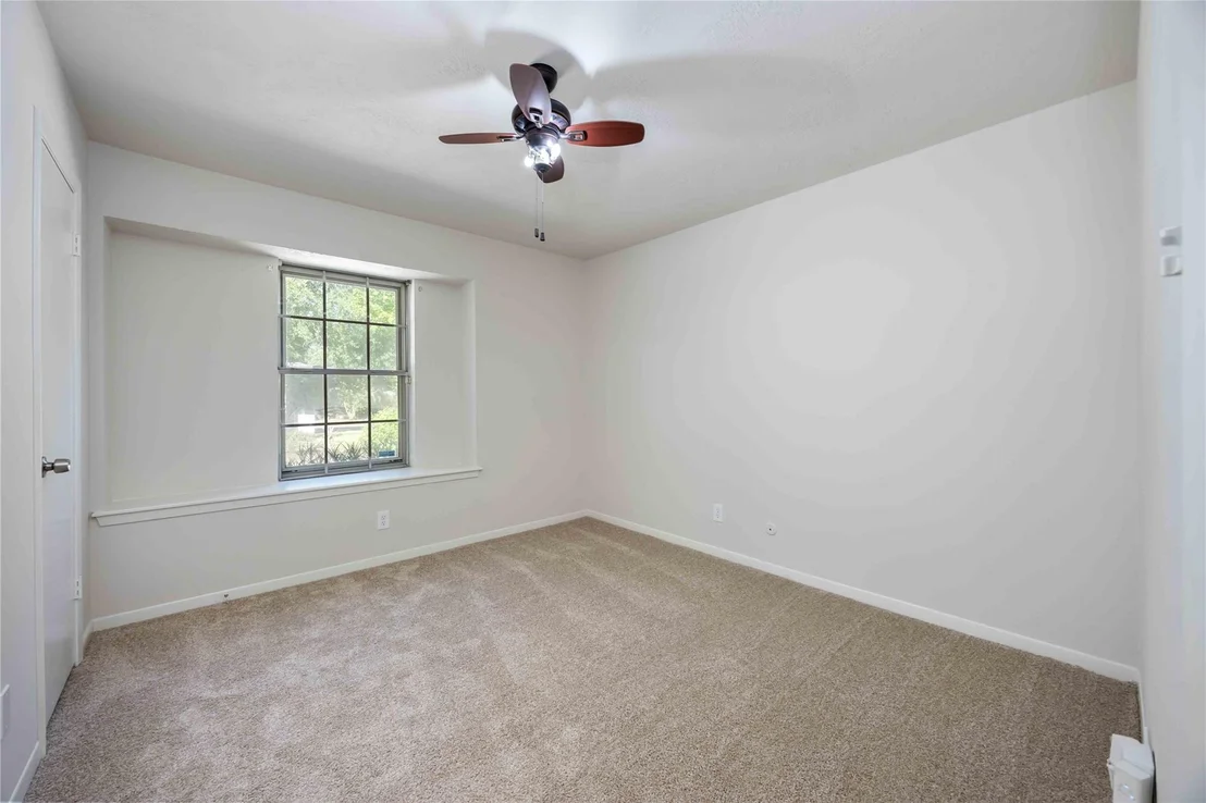 Photo of 23926 Beaverwood Drive